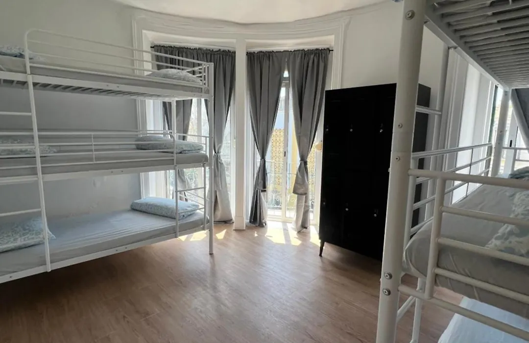 Bagetti Hostel Only For Girls-1